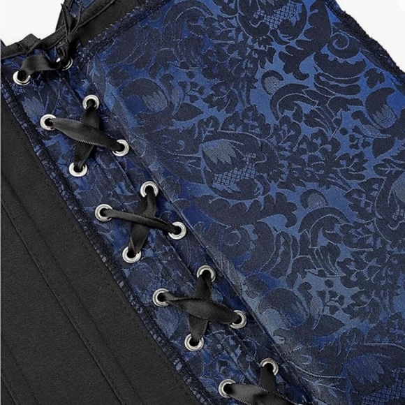 Women's Gothic Corset / Halter / Bustier with shoulder straps - Picture 6 of 7